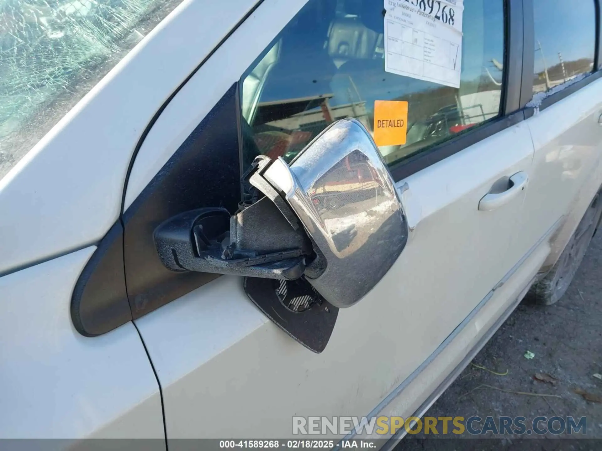 20 Photograph of a damaged car 3C4PDDGG8KT752046 DODGE JOURNEY 2019