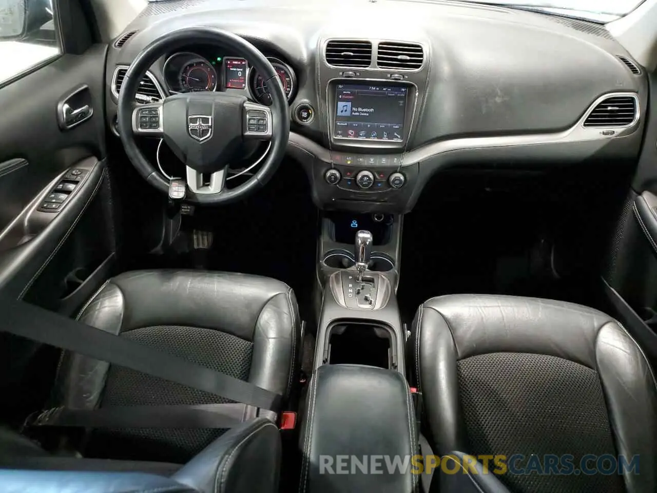 8 Photograph of a damaged car 3C4PDDGGXKT688091 DODGE JOURNEY 2019
