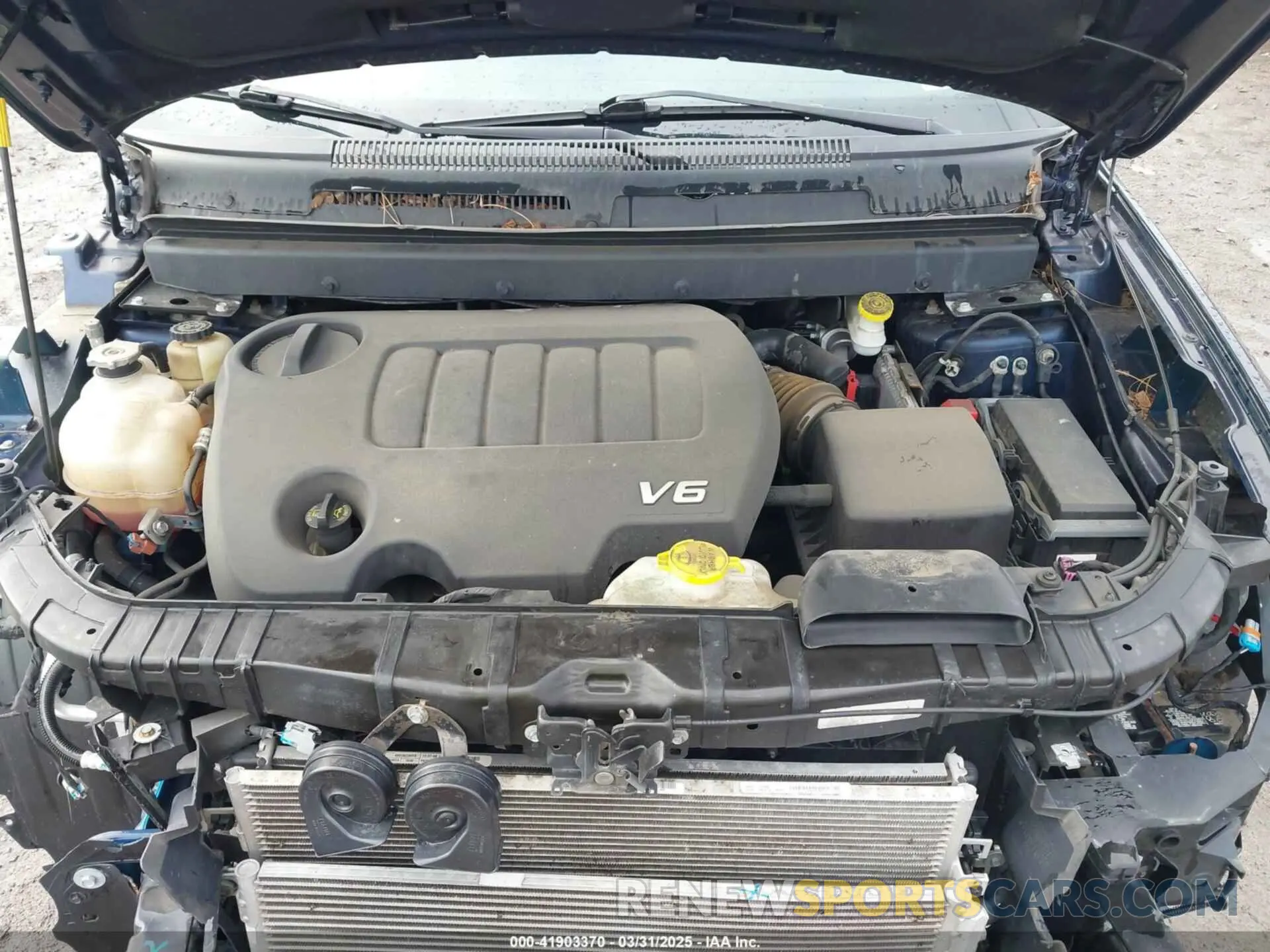 10 Photograph of a damaged car 3C4PDDGGXKT764912 DODGE JOURNEY 2019