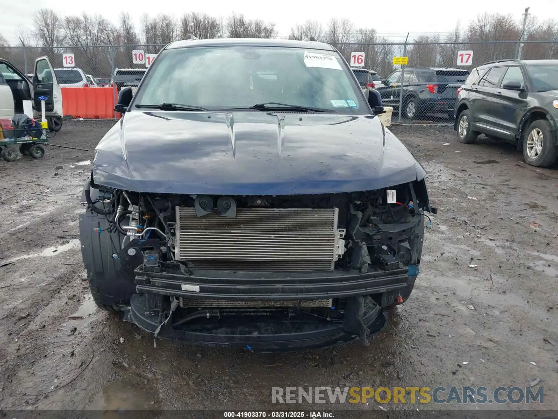 13 Photograph of a damaged car 3C4PDDGGXKT764912 DODGE JOURNEY 2019