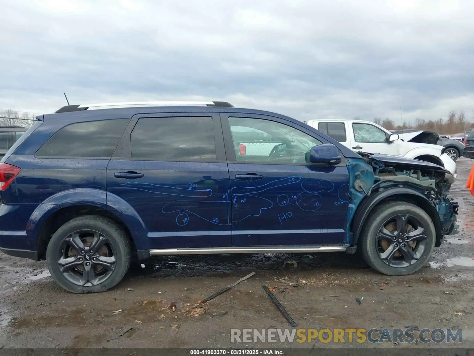 14 Photograph of a damaged car 3C4PDDGGXKT764912 DODGE JOURNEY 2019