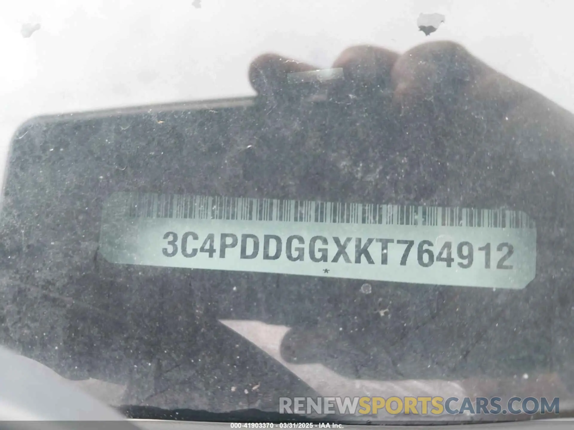 9 Photograph of a damaged car 3C4PDDGGXKT764912 DODGE JOURNEY 2019