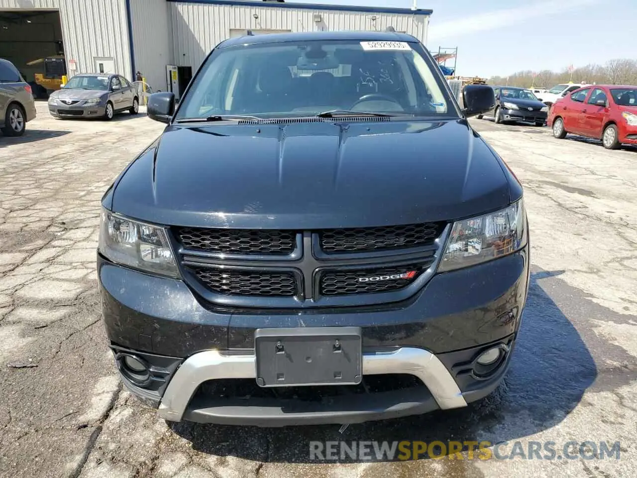 5 Photograph of a damaged car 3C4PDDGGXKT779846 DODGE JOURNEY 2019