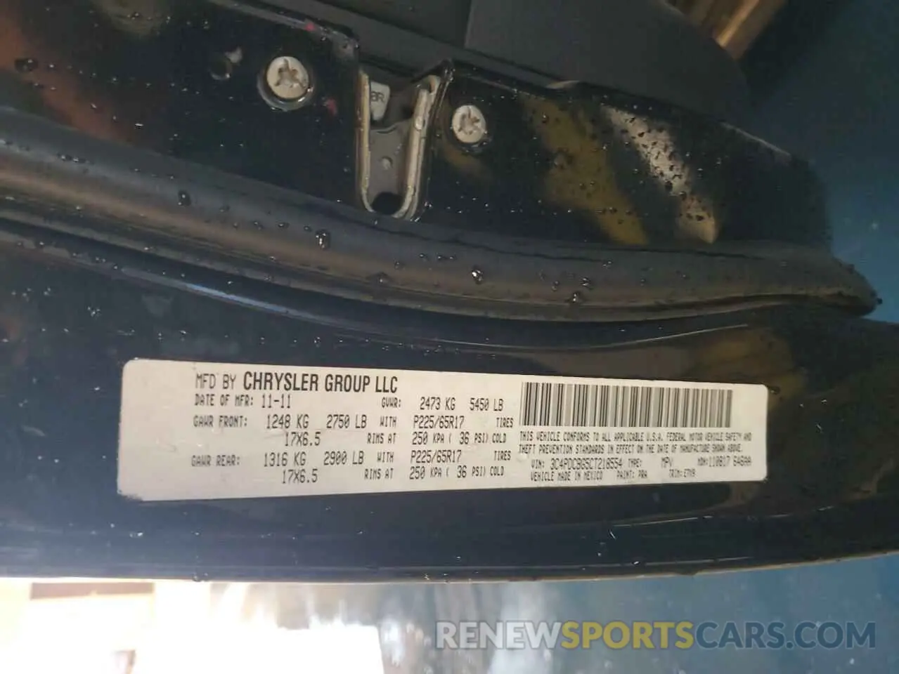 13 Photograph of a damaged car 3C4PDCAB0LT235784 DODGE JOURNEY 2020