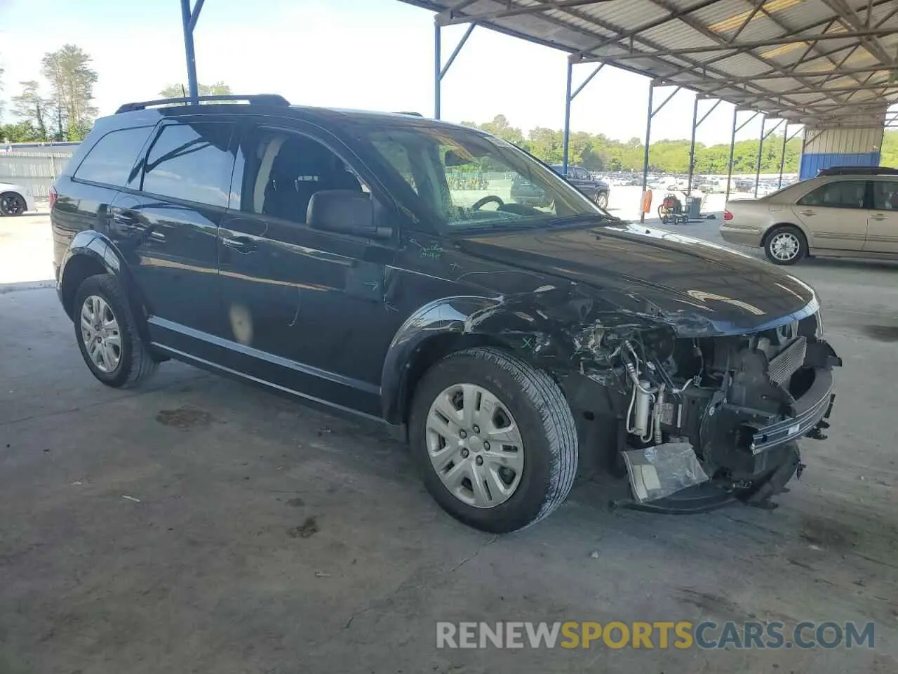 4 Photograph of a damaged car 3C4PDCAB0LT254285 DODGE JOURNEY 2020