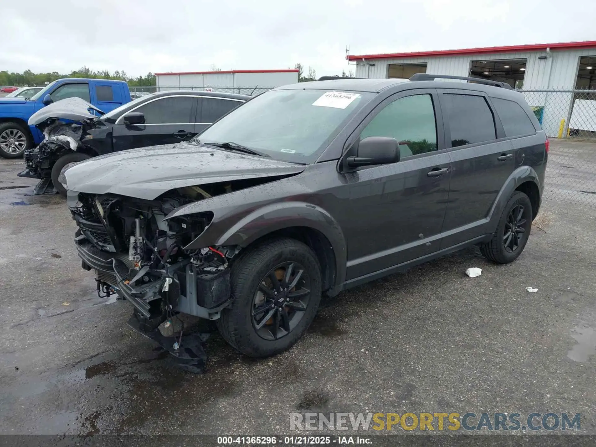 2 Photograph of a damaged car 3C4PDCAB0LT274486 DODGE JOURNEY 2020