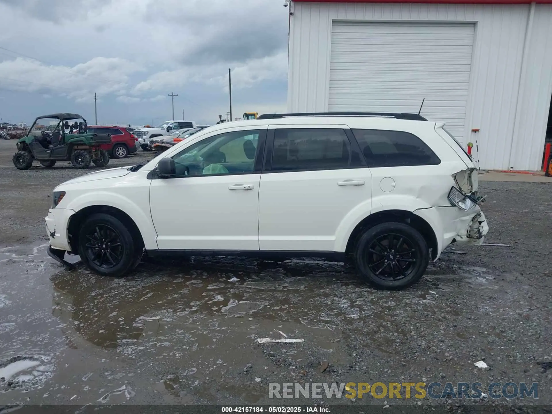 14 Photograph of a damaged car 3C4PDCAB1LT202194 DODGE JOURNEY 2020