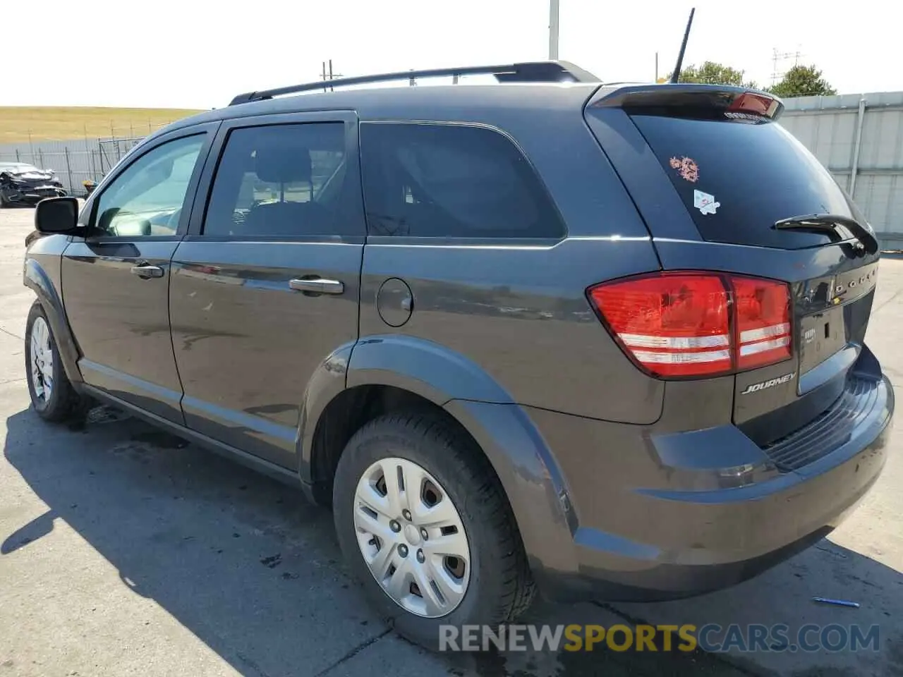 2 Photograph of a damaged car 3C4PDCAB1LT232229 DODGE JOURNEY 2020