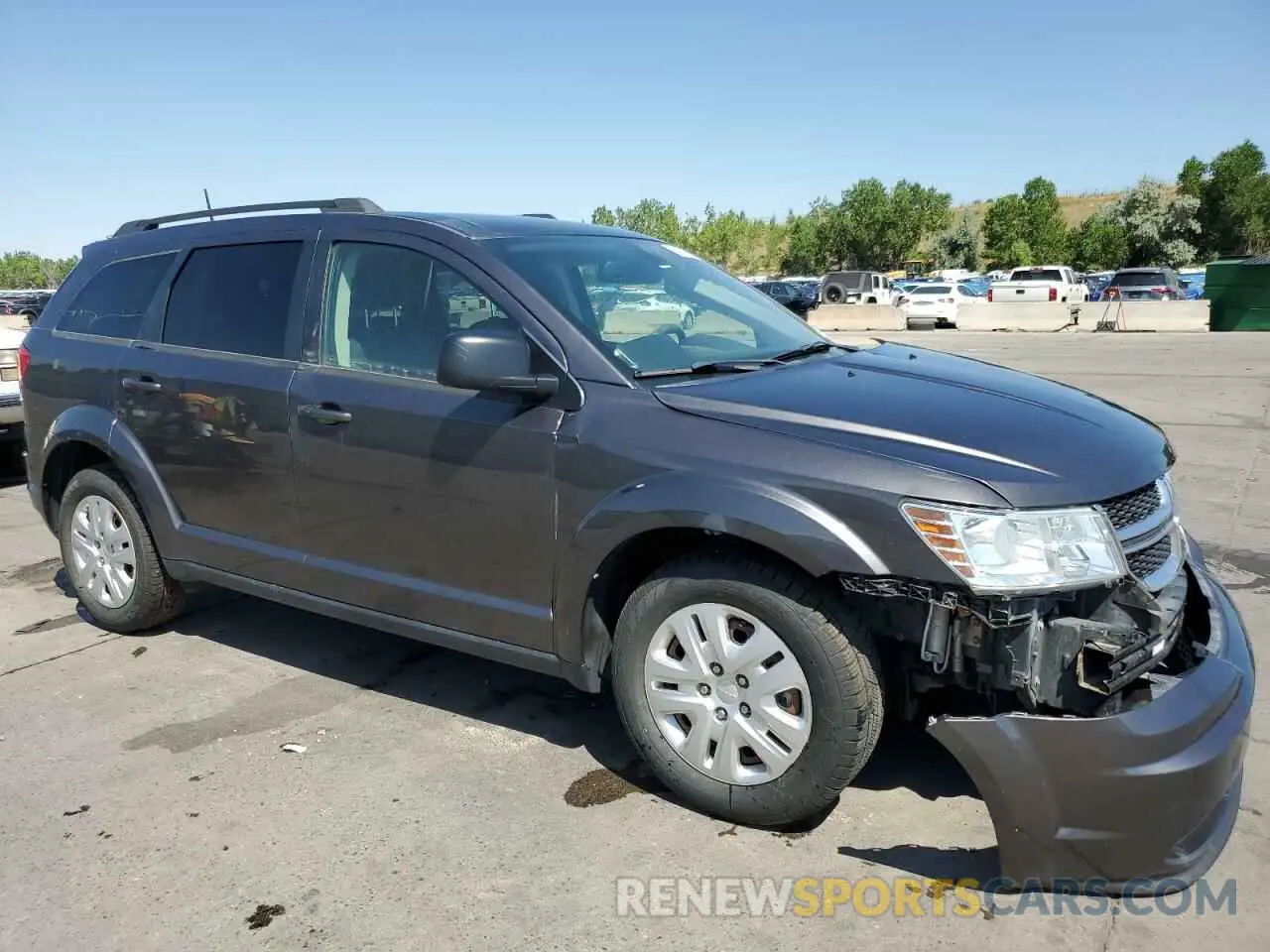 4 Photograph of a damaged car 3C4PDCAB1LT232229 DODGE JOURNEY 2020