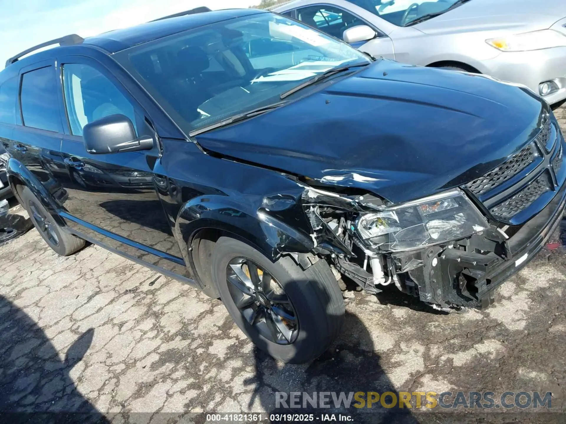 1 Photograph of a damaged car 3C4PDCAB1LT232358 DODGE JOURNEY 2020
