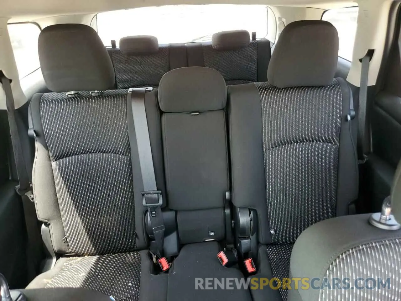 10 Photograph of a damaged car 3C4PDCAB1LT237897 DODGE JOURNEY 2020