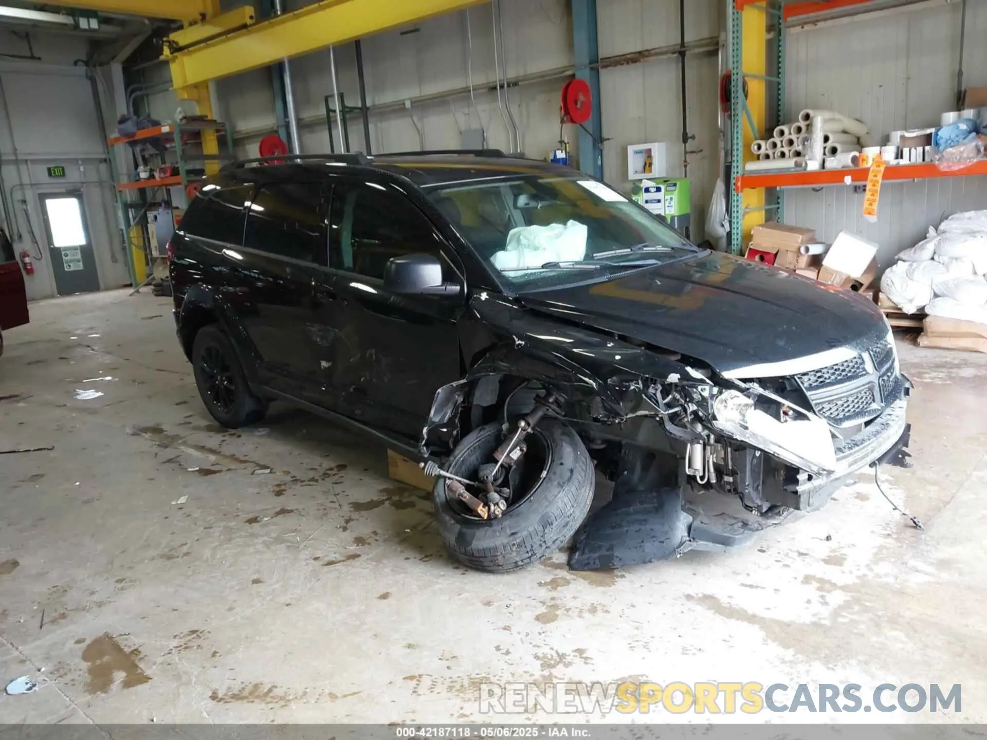 1 Photograph of a damaged car 3C4PDCAB1LT268213 DODGE JOURNEY 2020