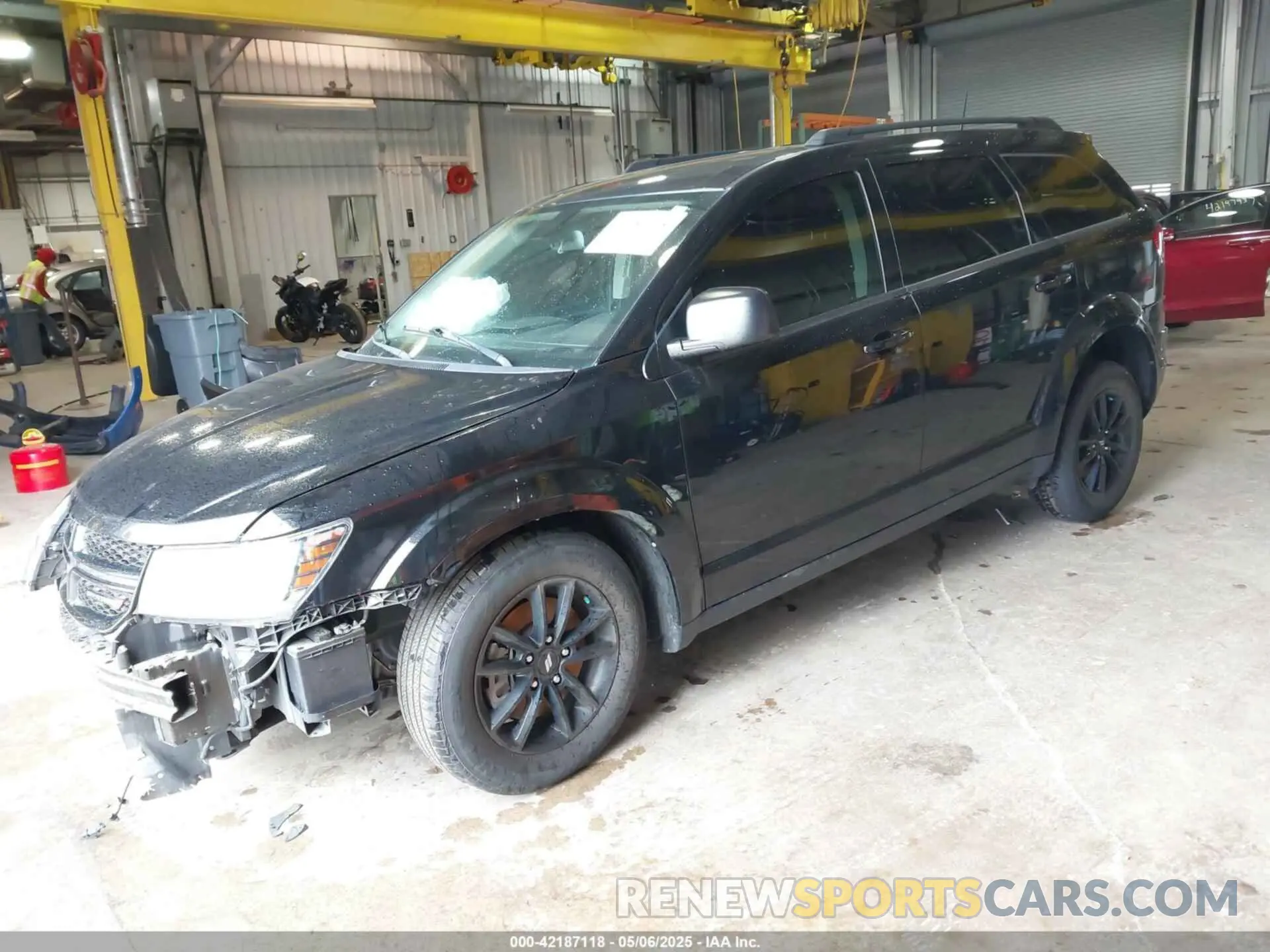 2 Photograph of a damaged car 3C4PDCAB1LT268213 DODGE JOURNEY 2020