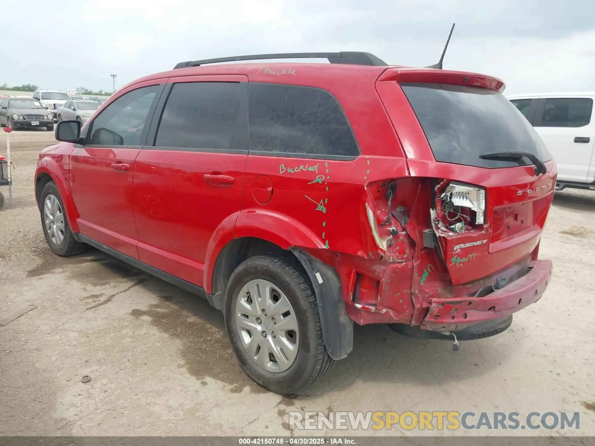 3 Photograph of a damaged car 3C4PDCAB1LT277932 DODGE JOURNEY 2020