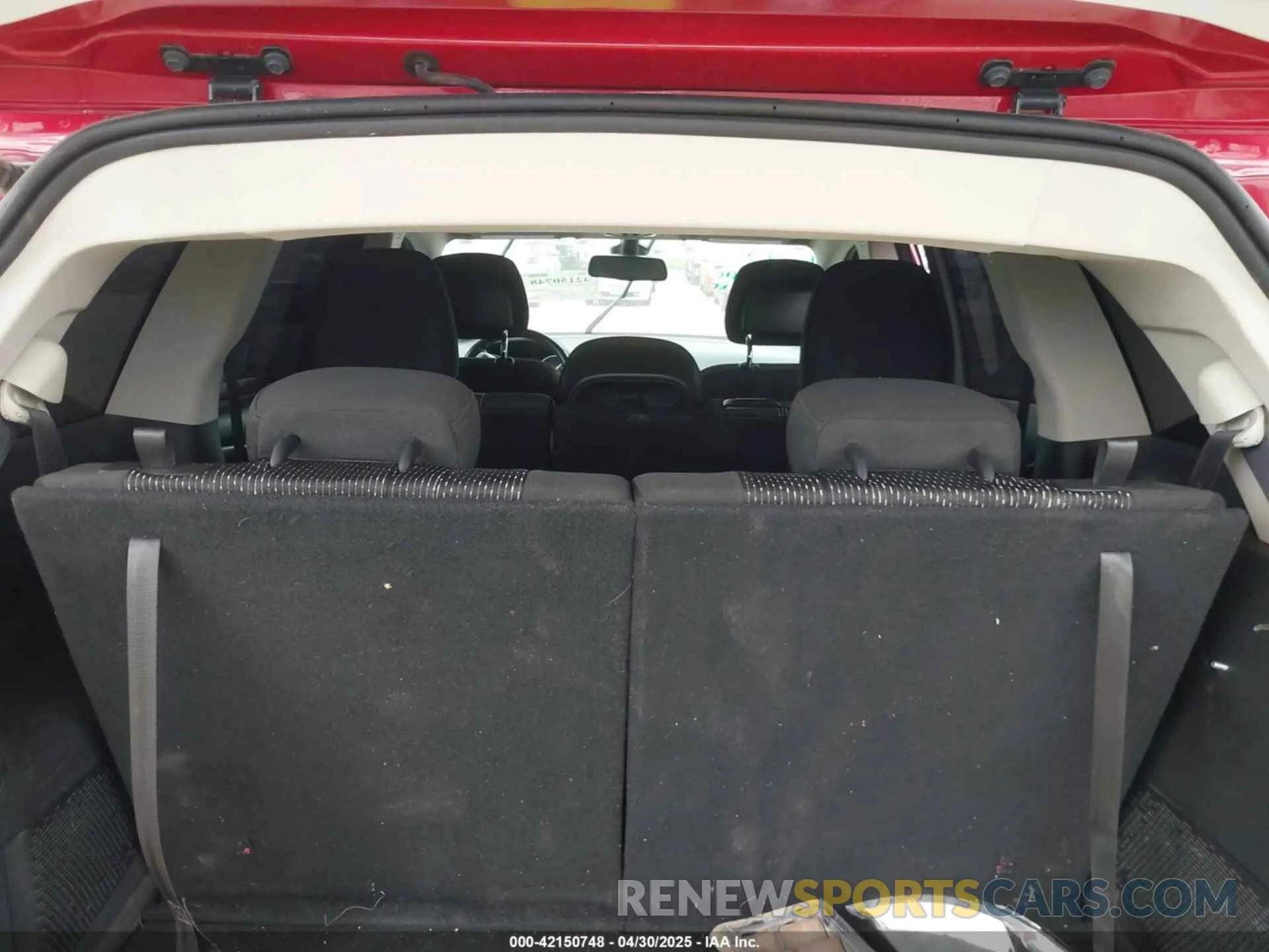 8 Photograph of a damaged car 3C4PDCAB1LT277932 DODGE JOURNEY 2020