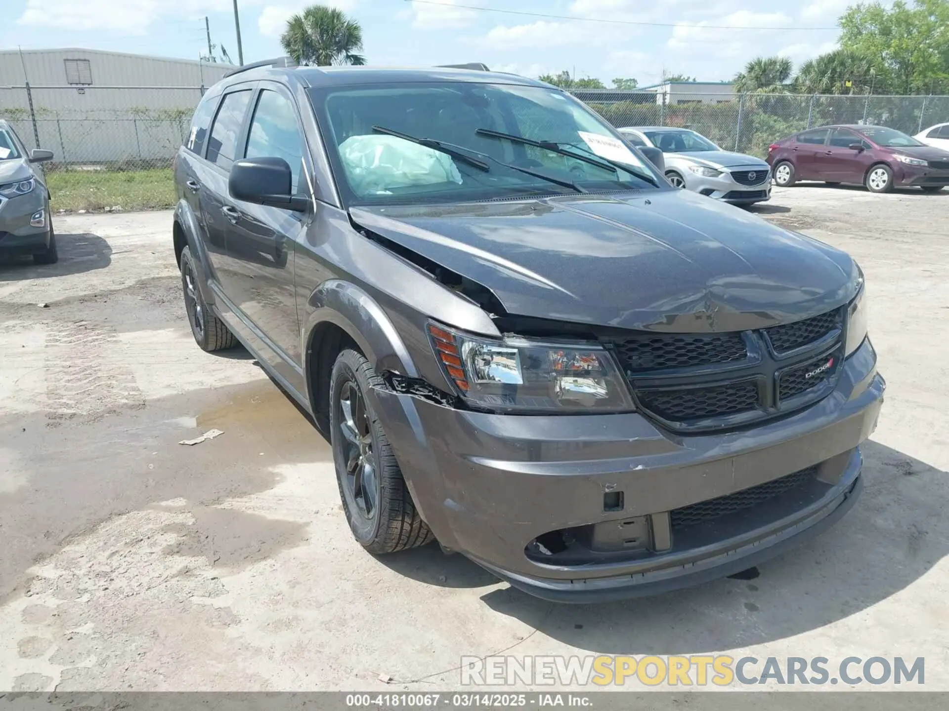 1 Photograph of a damaged car 3C4PDCAB1LT279048 DODGE JOURNEY 2020