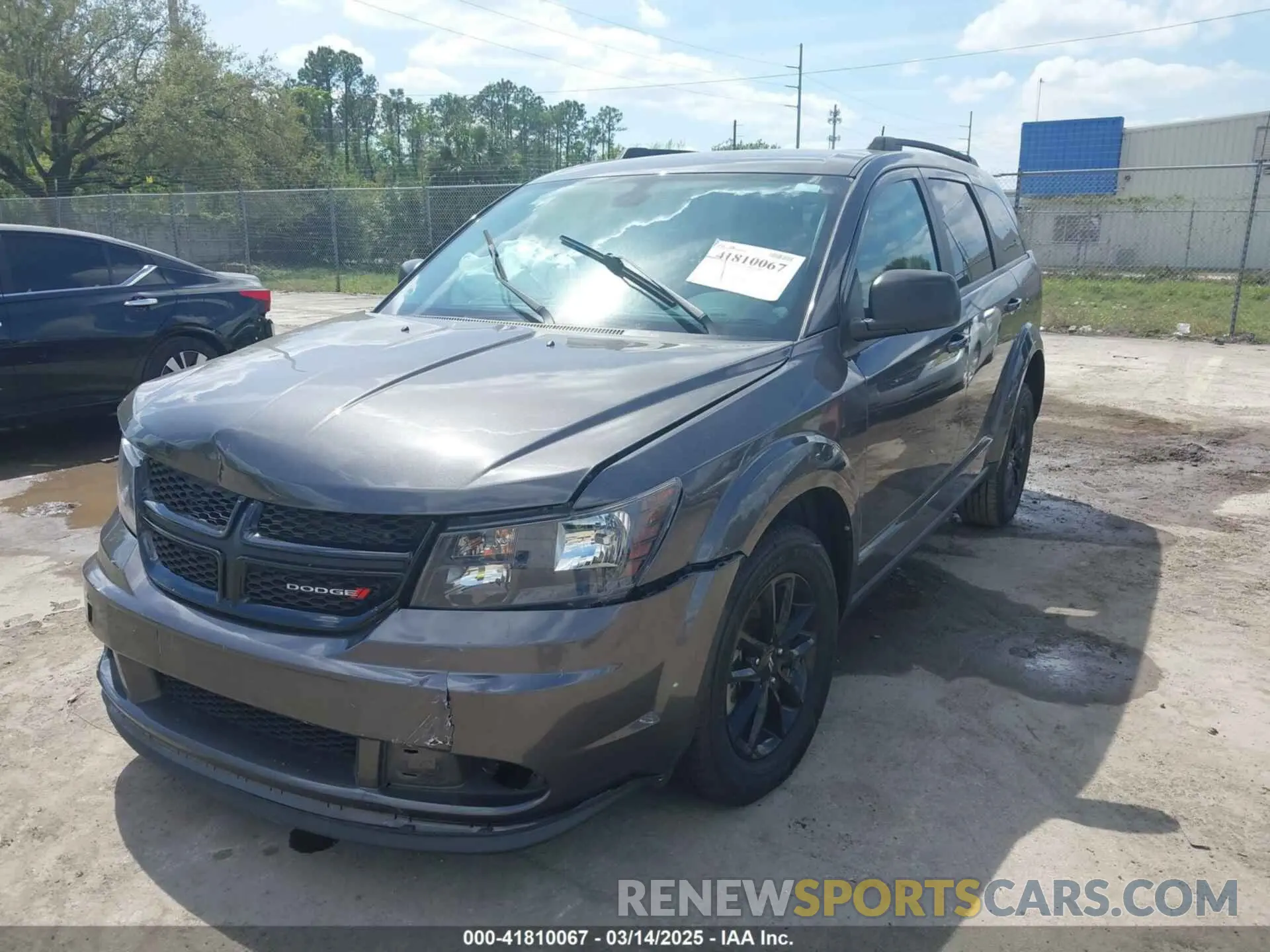 2 Photograph of a damaged car 3C4PDCAB1LT279048 DODGE JOURNEY 2020