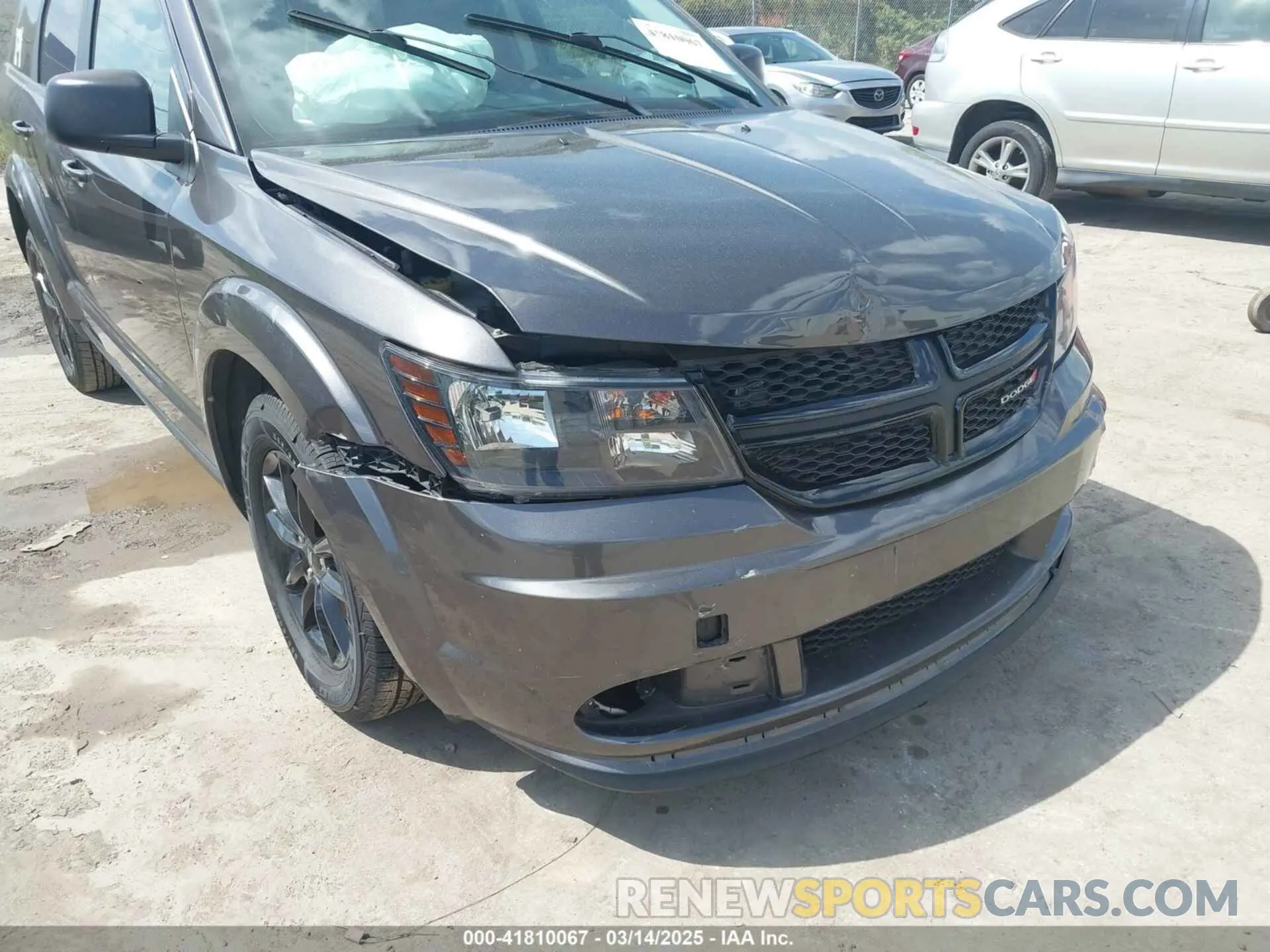 6 Photograph of a damaged car 3C4PDCAB1LT279048 DODGE JOURNEY 2020