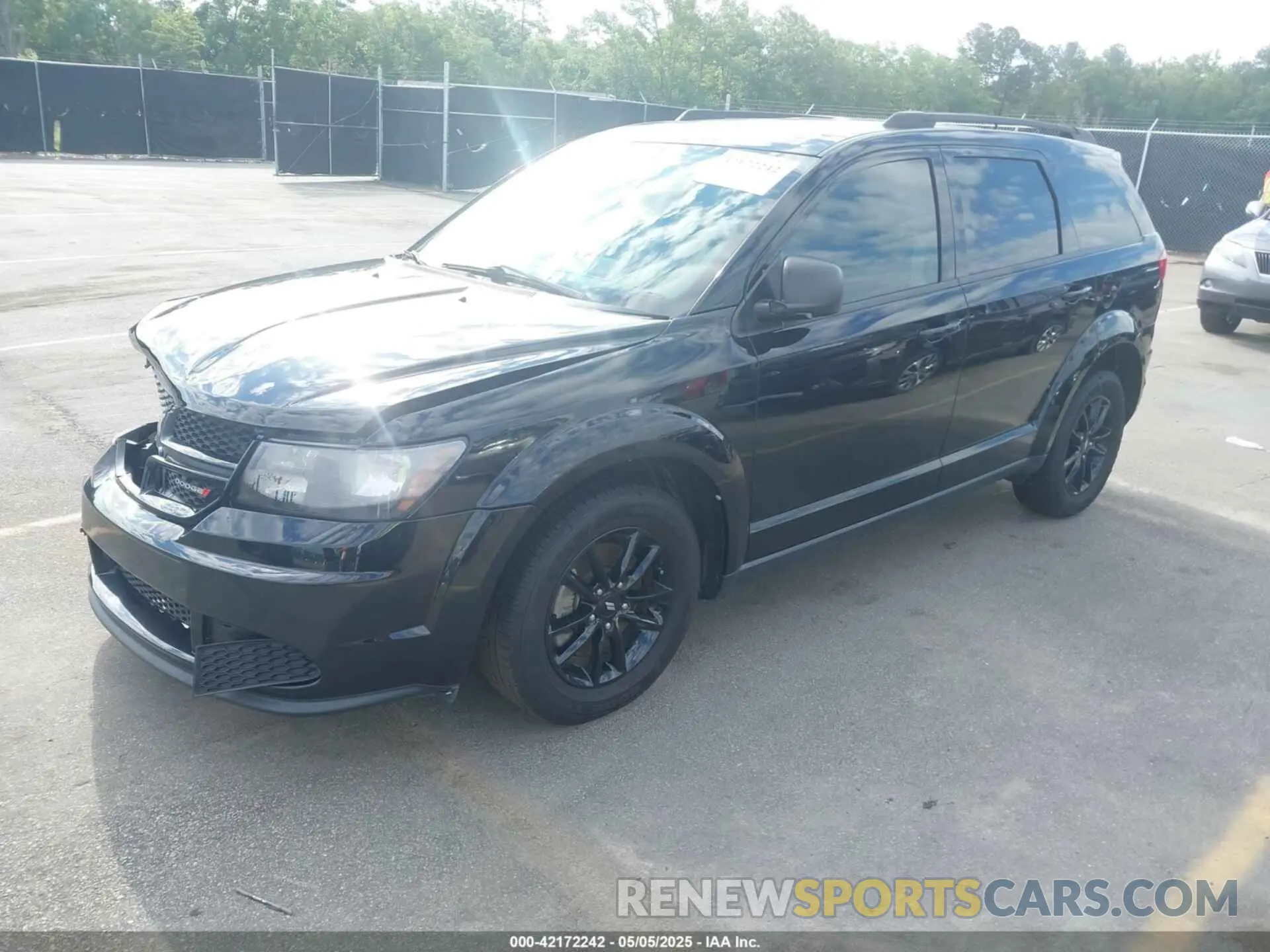 2 Photograph of a damaged car 3C4PDCAB2LT264395 DODGE JOURNEY 2020