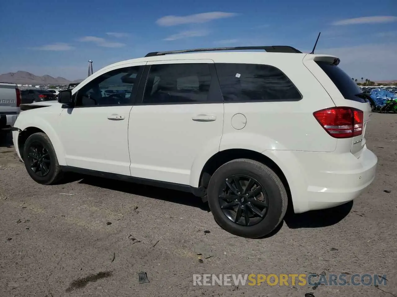 2 Photograph of a damaged car 3C4PDCAB2LT271931 DODGE JOURNEY 2020