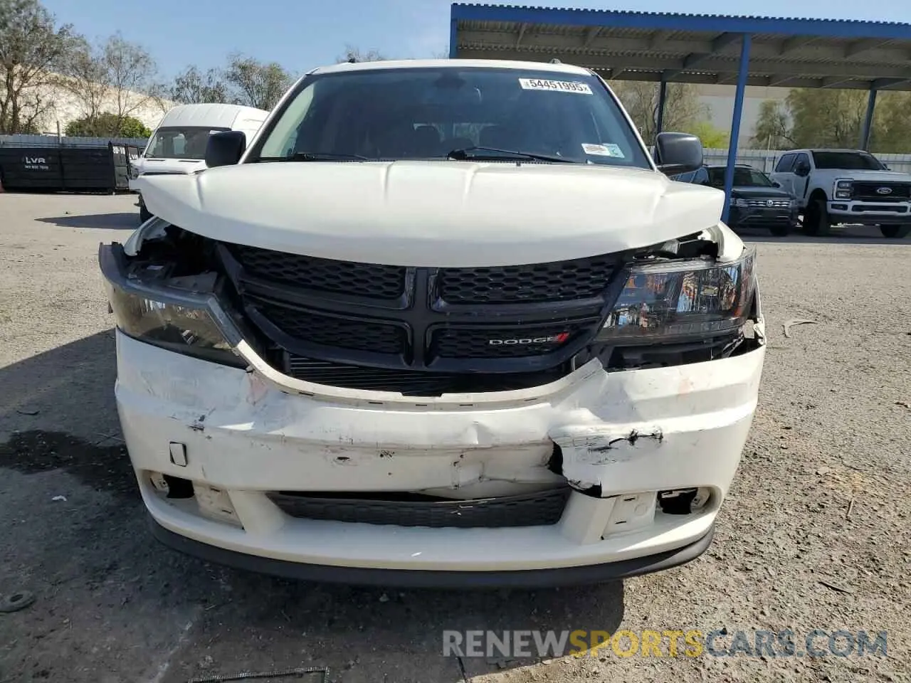 5 Photograph of a damaged car 3C4PDCAB2LT271931 DODGE JOURNEY 2020