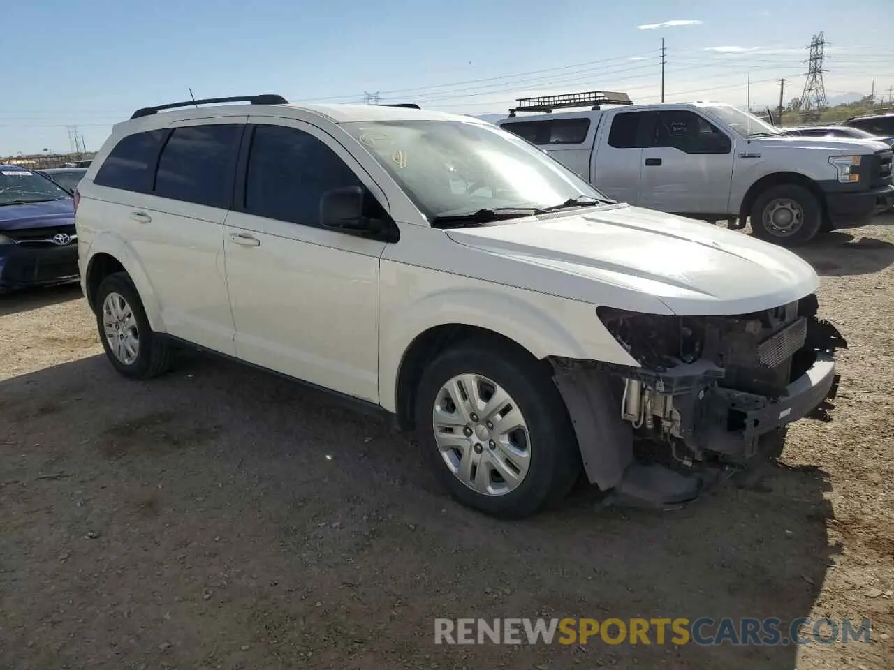 4 Photograph of a damaged car 3C4PDCAB2LT274019 DODGE JOURNEY 2020