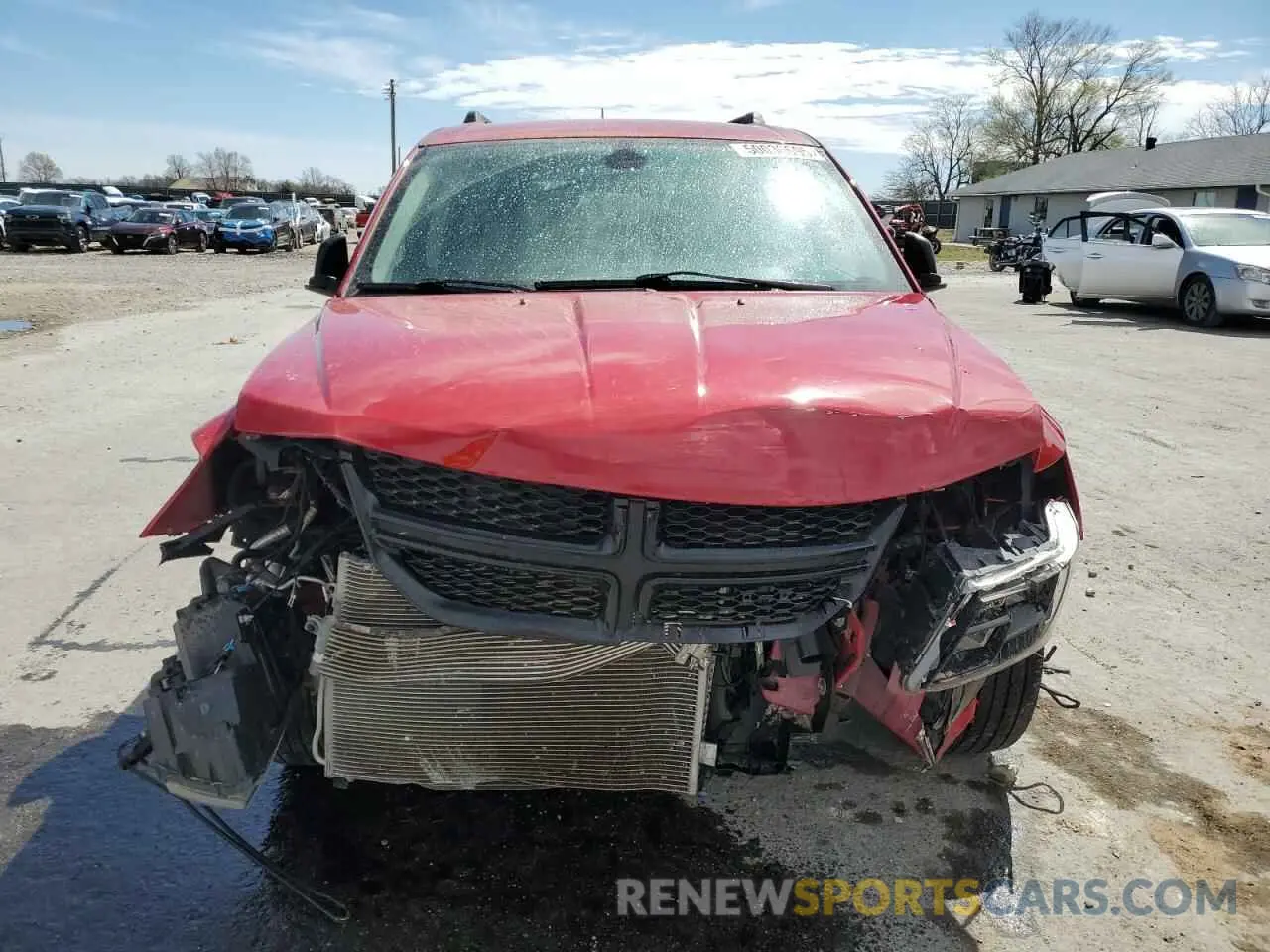 5 Photograph of a damaged car 3C4PDCAB2LT275168 DODGE JOURNEY 2020