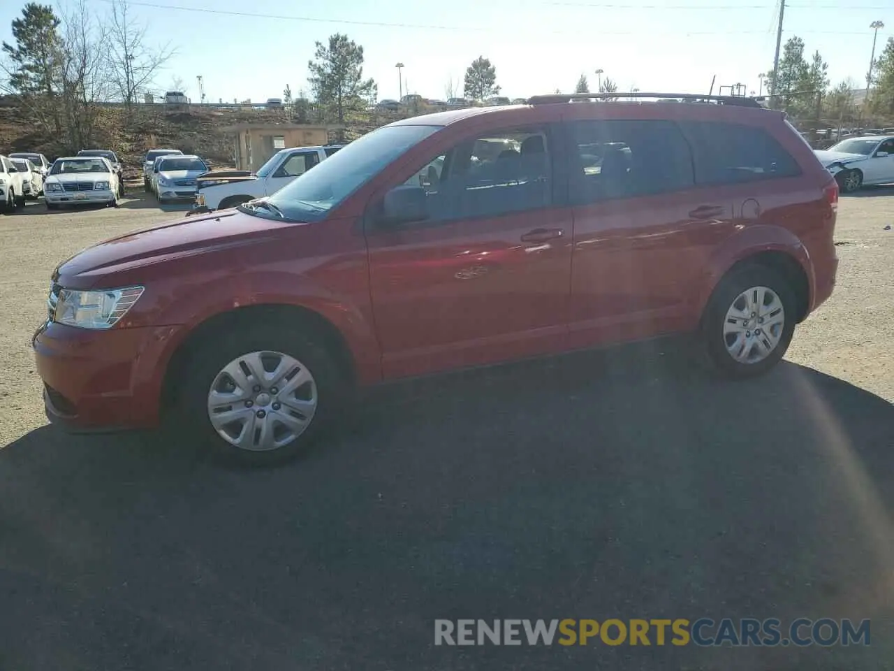 1 Photograph of a damaged car 3C4PDCAB3LT237920 DODGE JOURNEY 2020