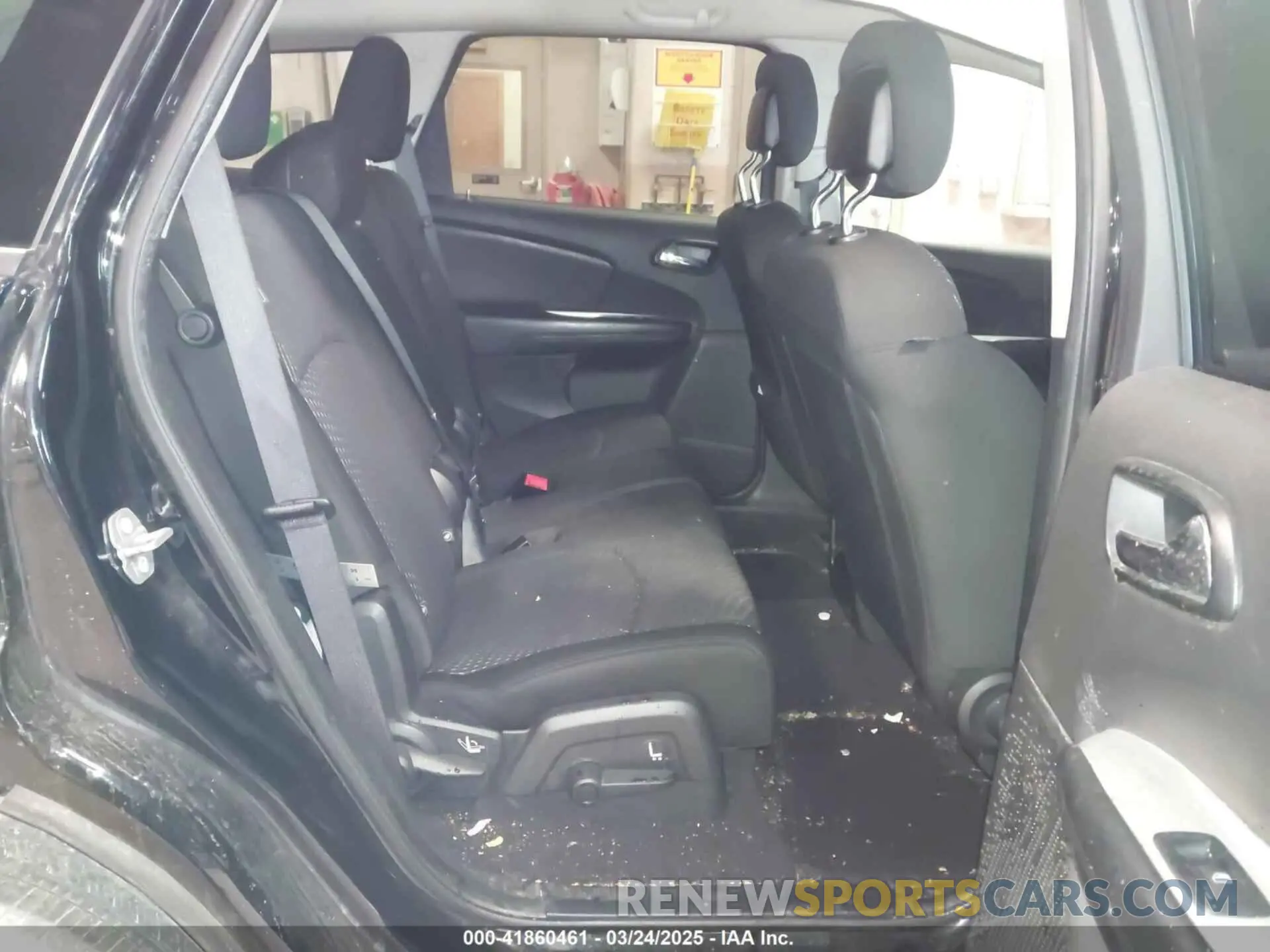 8 Photograph of a damaged car 3C4PDCAB3LT260601 DODGE JOURNEY 2020