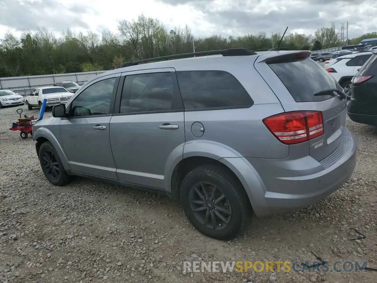 2 Photograph of a damaged car 3C4PDCAB3LT271906 DODGE JOURNEY 2020