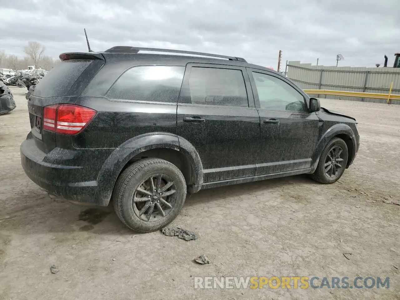 3 Photograph of a damaged car 3C4PDCAB3LT274000 DODGE JOURNEY 2020