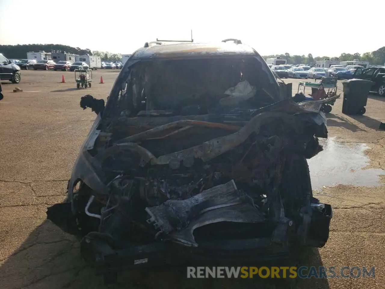 5 Photograph of a damaged car 3C4PDCAB4LT253818 DODGE JOURNEY 2020
