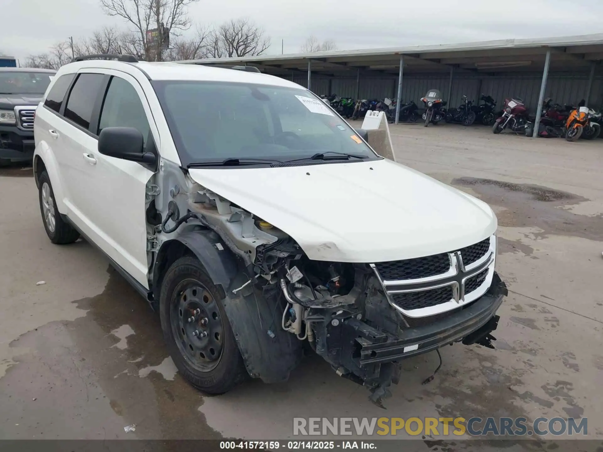 1 Photograph of a damaged car 3C4PDCAB4LT254595 DODGE JOURNEY 2020
