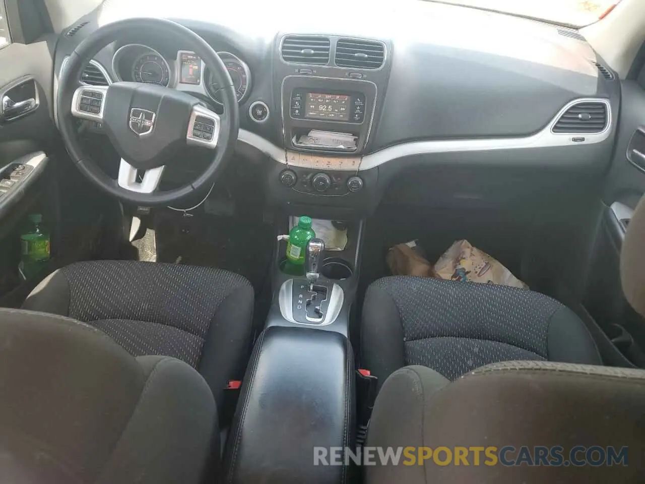 8 Photograph of a damaged car 3C4PDCAB4LT260235 DODGE JOURNEY 2020