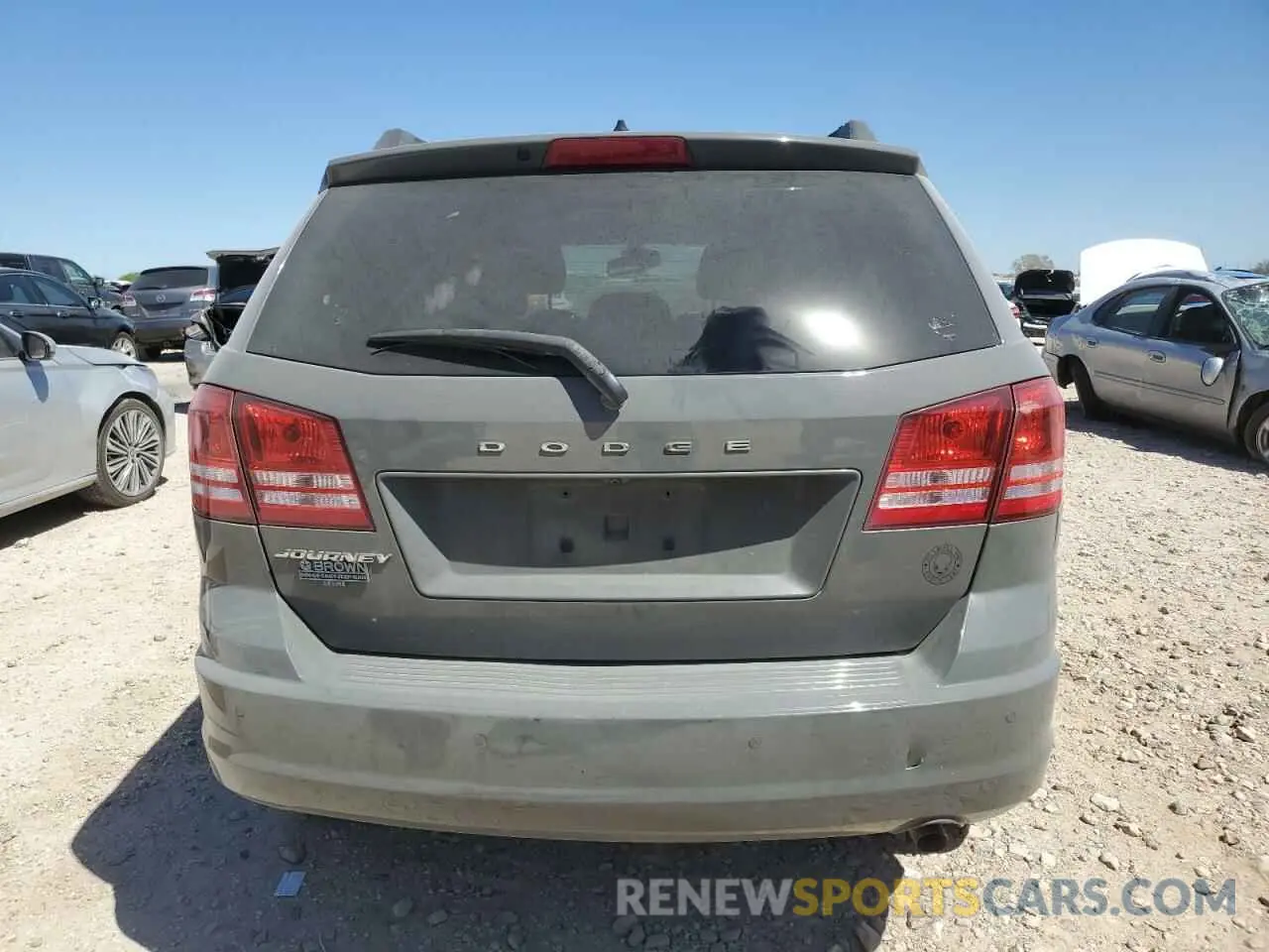 6 Photograph of a damaged car 3C4PDCAB4LT266116 DODGE JOURNEY 2020