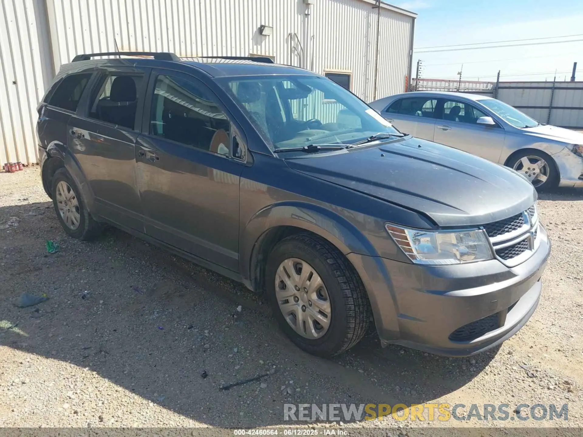 1 Photograph of a damaged car 3C4PDCAB4LT268058 DODGE JOURNEY 2020