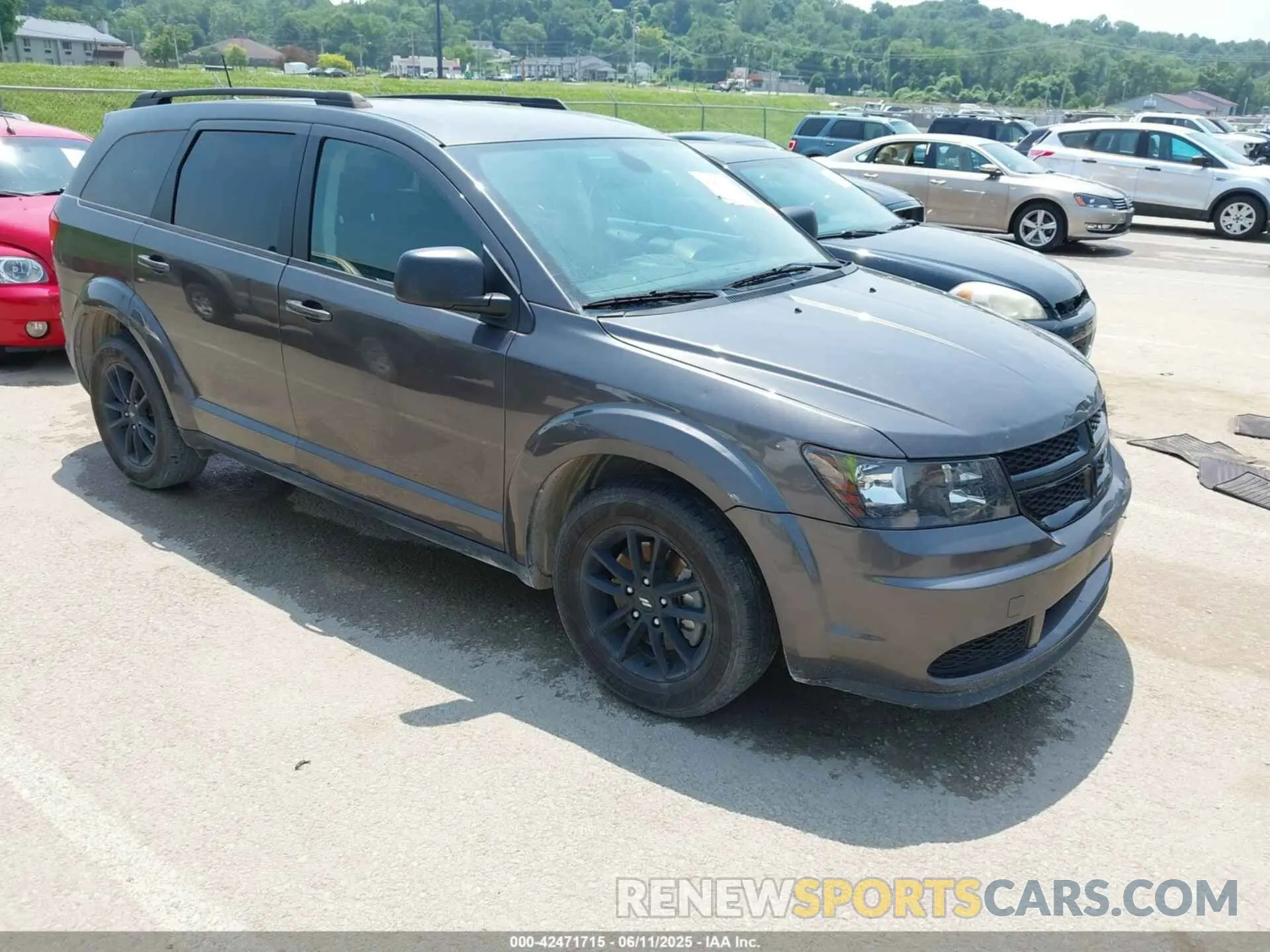 1 Photograph of a damaged car 3C4PDCAB4LT274068 DODGE JOURNEY 2020