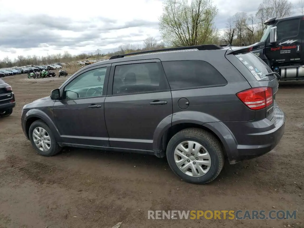 2 Photograph of a damaged car 3C4PDCAB5LT207365 DODGE JOURNEY 2020