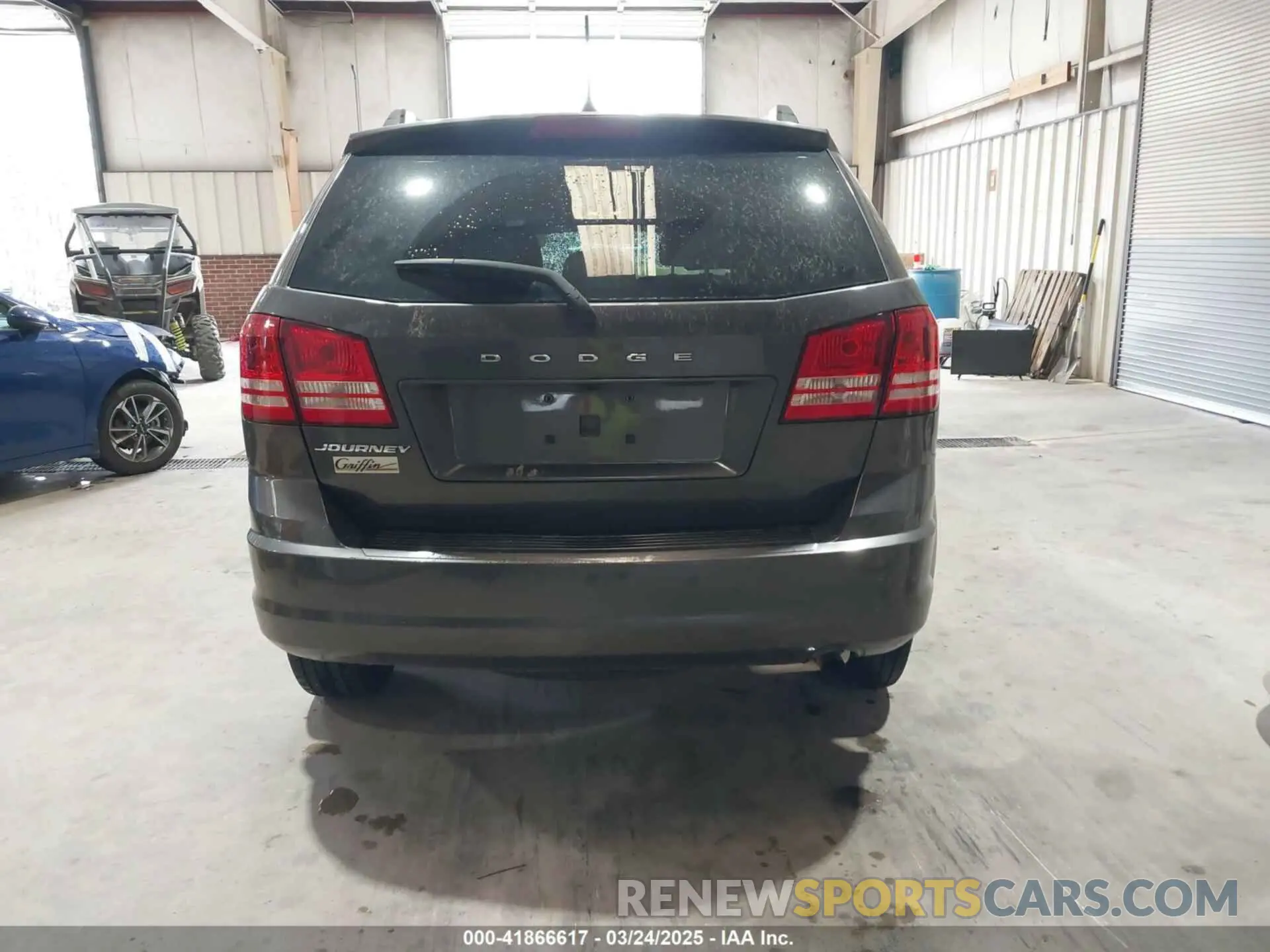 16 Photograph of a damaged car 3C4PDCAB5LT269266 DODGE JOURNEY 2020