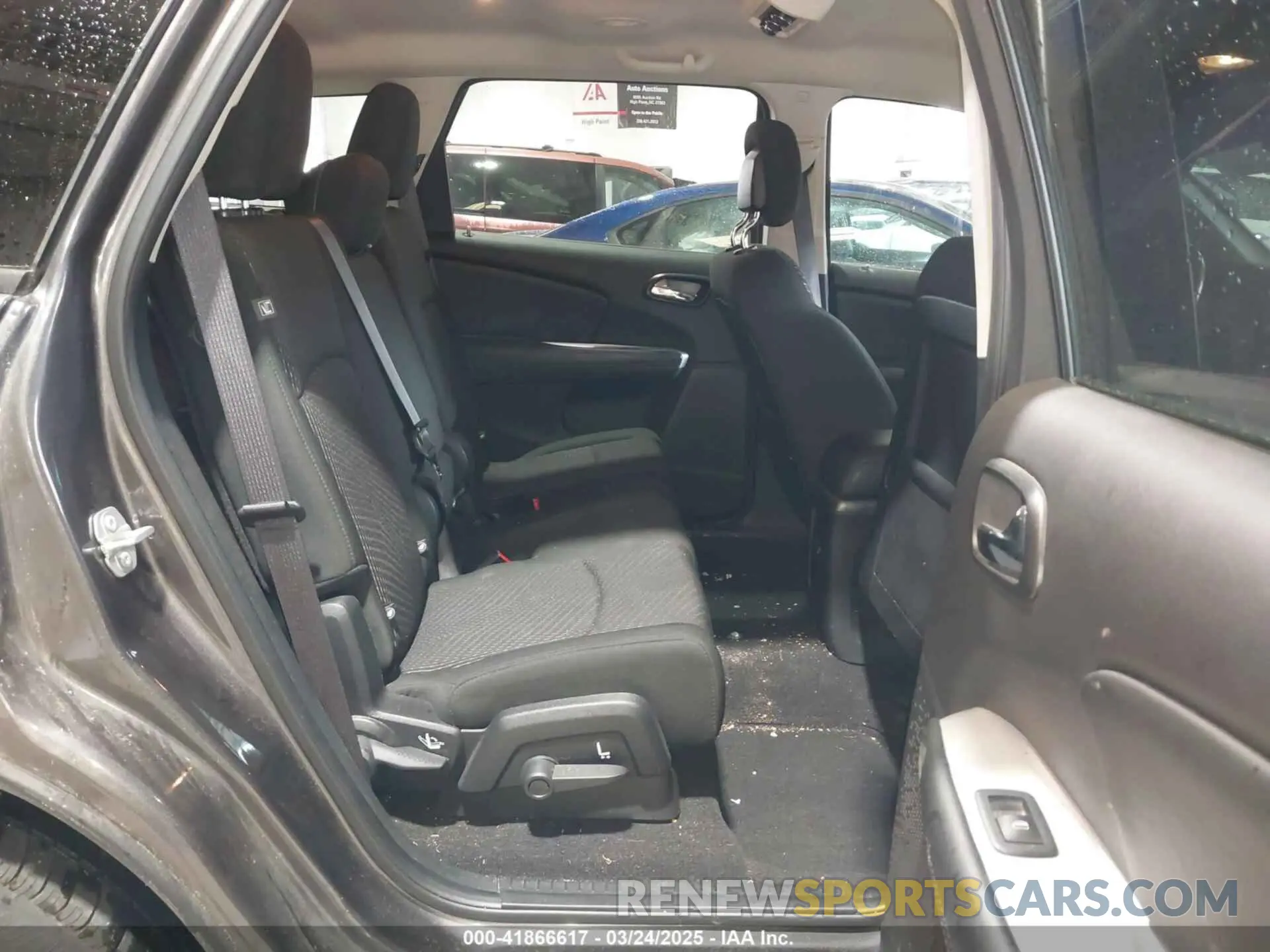 8 Photograph of a damaged car 3C4PDCAB5LT269266 DODGE JOURNEY 2020