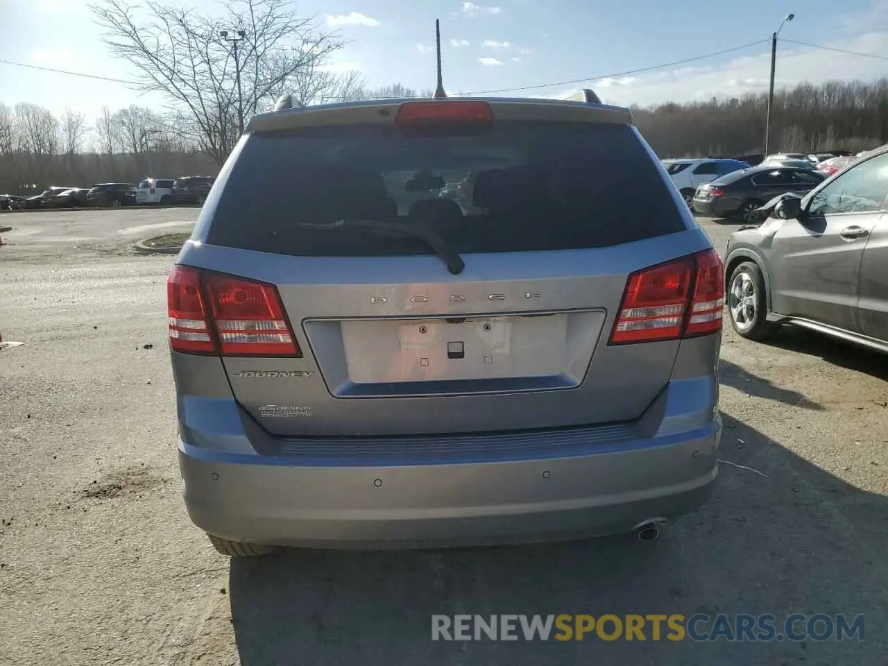 6 Photograph of a damaged car 3C4PDCAB5LT269333 DODGE JOURNEY 2020
