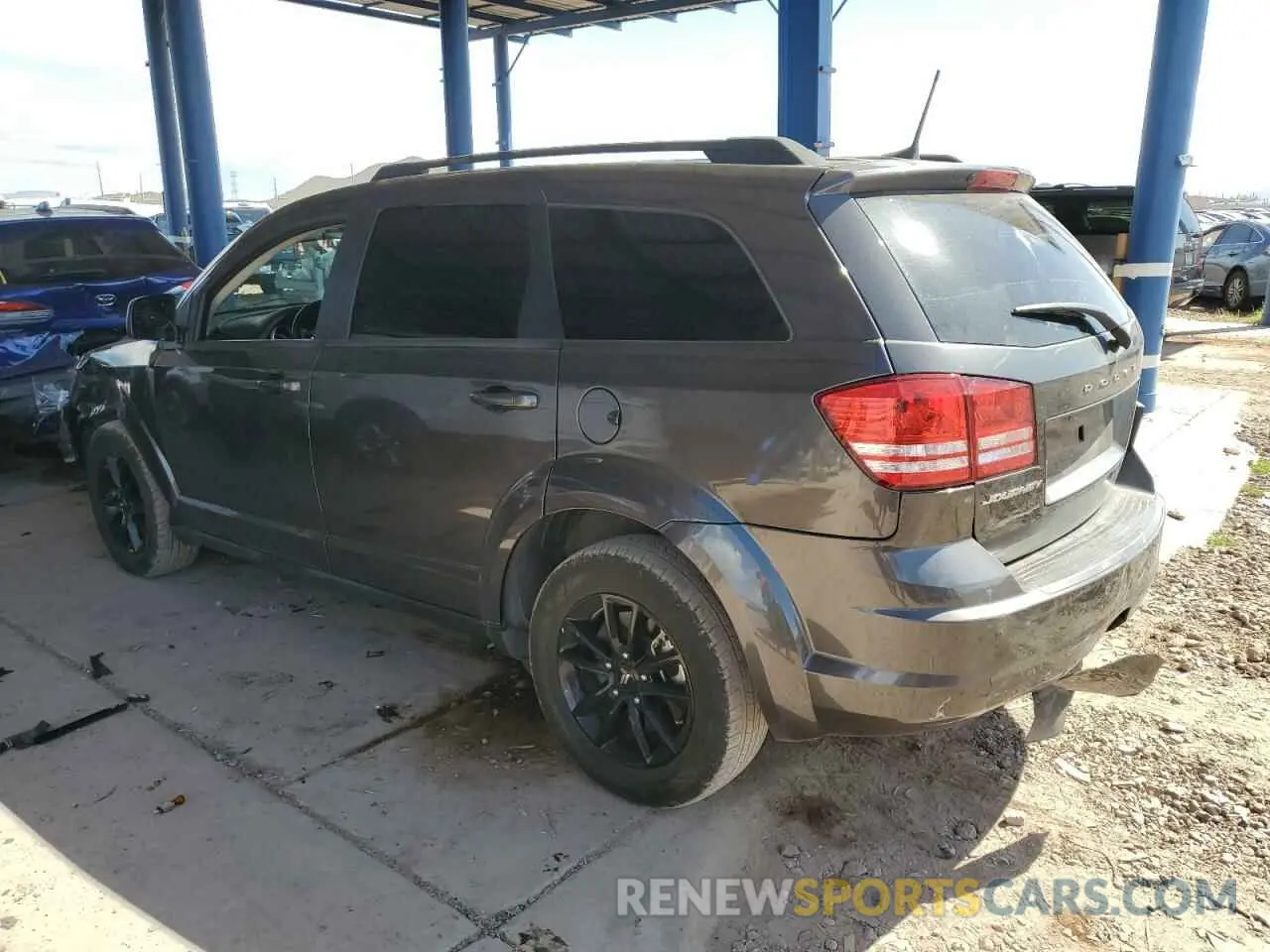 2 Photograph of a damaged car 3C4PDCAB5LT280526 DODGE JOURNEY 2020