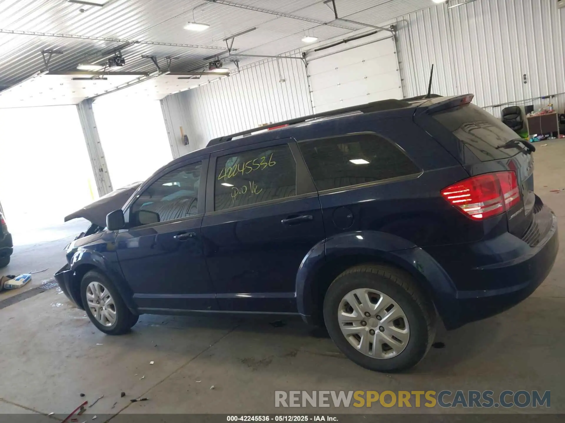 14 Photograph of a damaged car 3C4PDCAB6LT182928 DODGE JOURNEY 2020