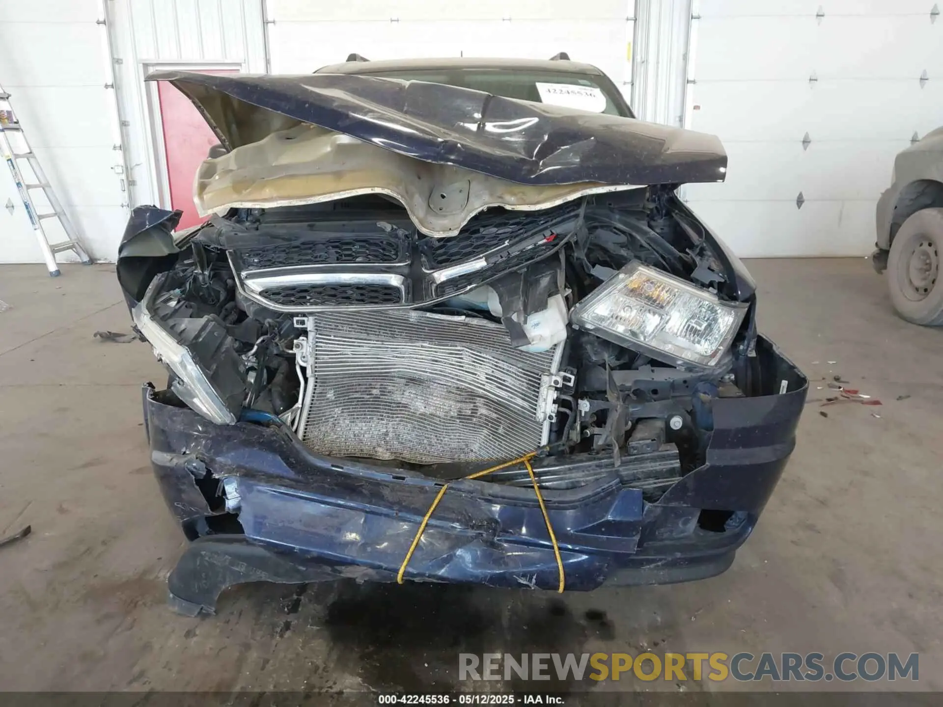 6 Photograph of a damaged car 3C4PDCAB6LT182928 DODGE JOURNEY 2020