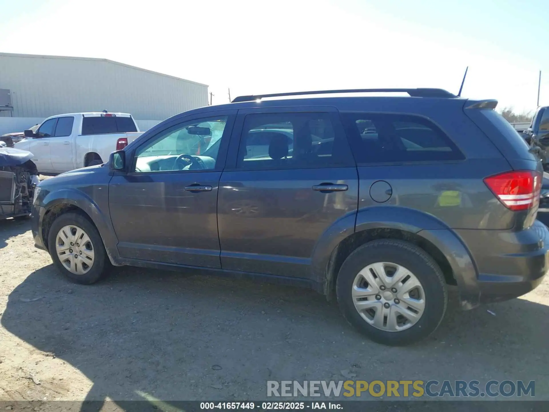14 Photograph of a damaged car 3C4PDCAB6LT183030 DODGE JOURNEY 2020
