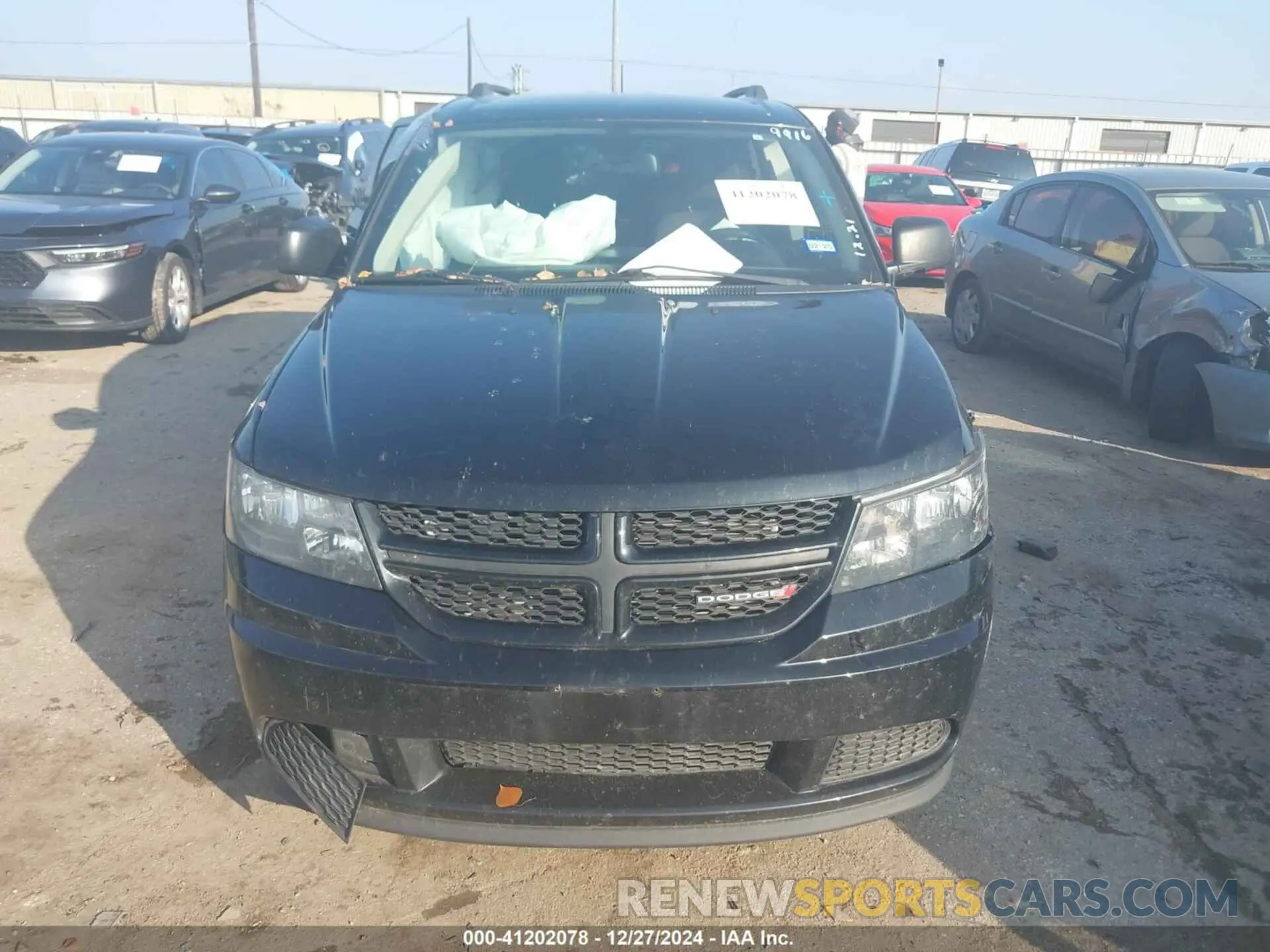 12 Photograph of a damaged car 3C4PDCAB6LT249916 DODGE JOURNEY 2020