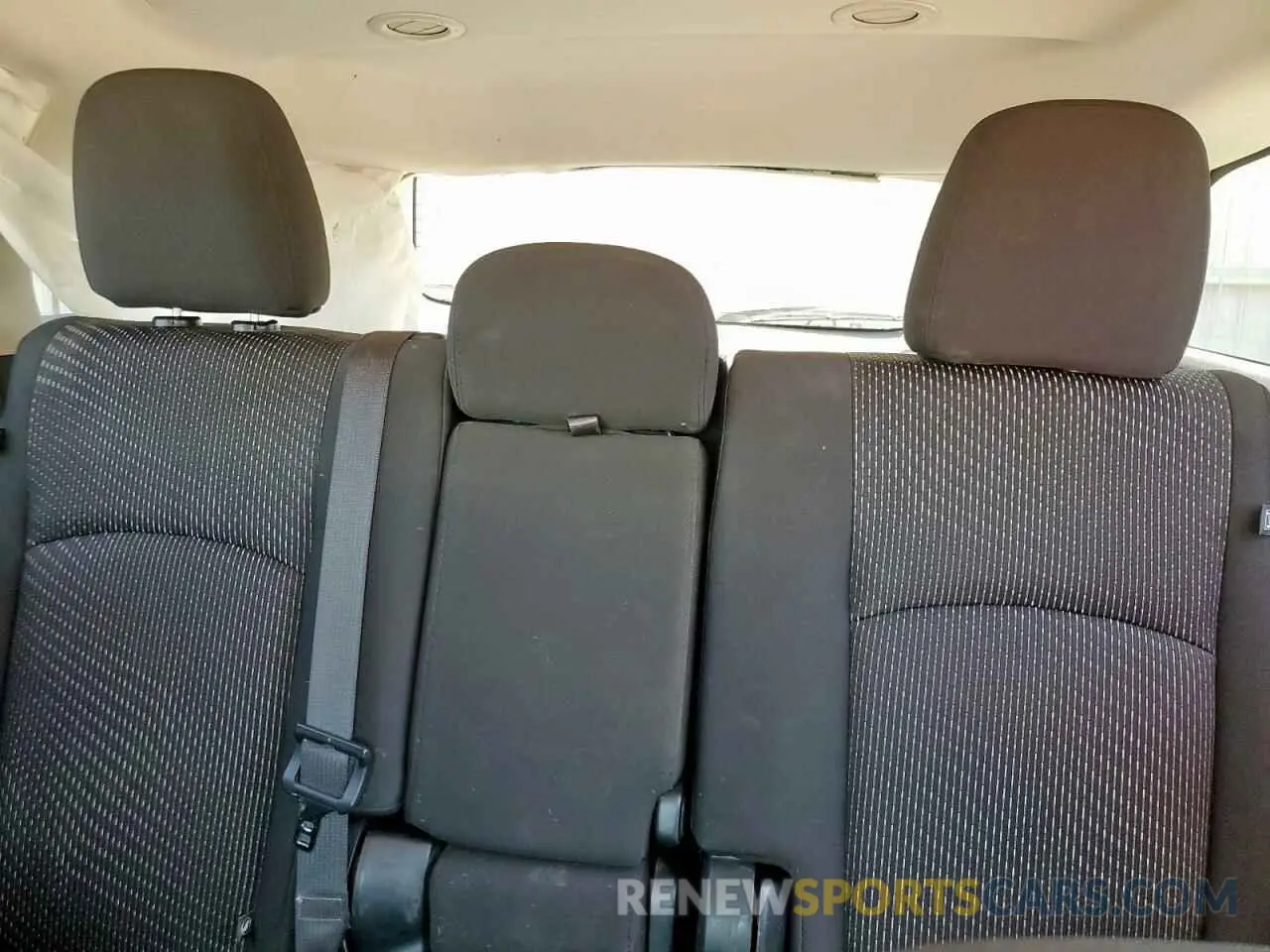 10 Photograph of a damaged car 3C4PDCAB7LT181268 DODGE JOURNEY 2020