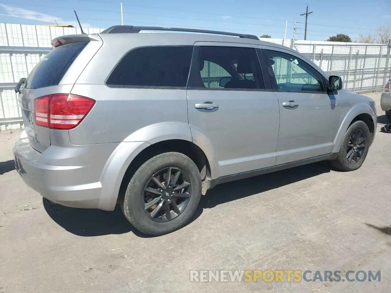 3 Photograph of a damaged car 3C4PDCAB7LT182100 DODGE JOURNEY 2020