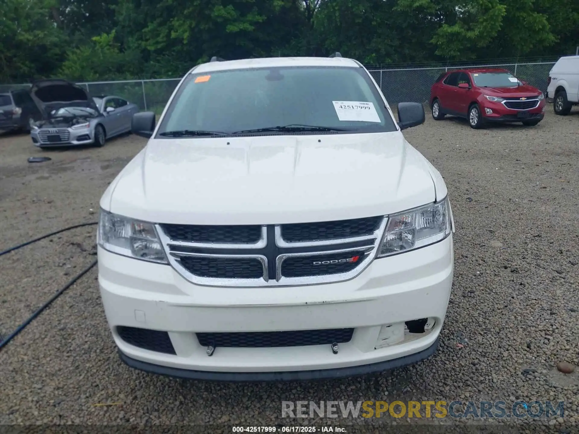 12 Photograph of a damaged car 3C4PDCAB7LT237578 DODGE JOURNEY 2020
