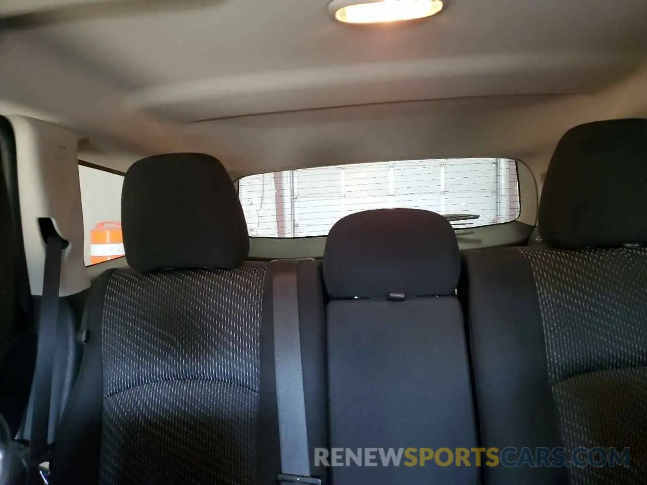 10 Photograph of a damaged car 3C4PDCAB7LT237886 DODGE JOURNEY 2020